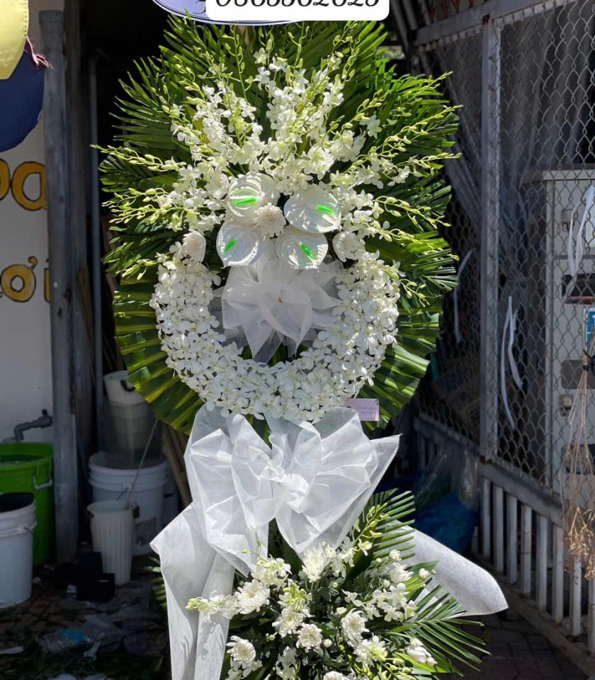 HCB18- Hoa Chia Buồn